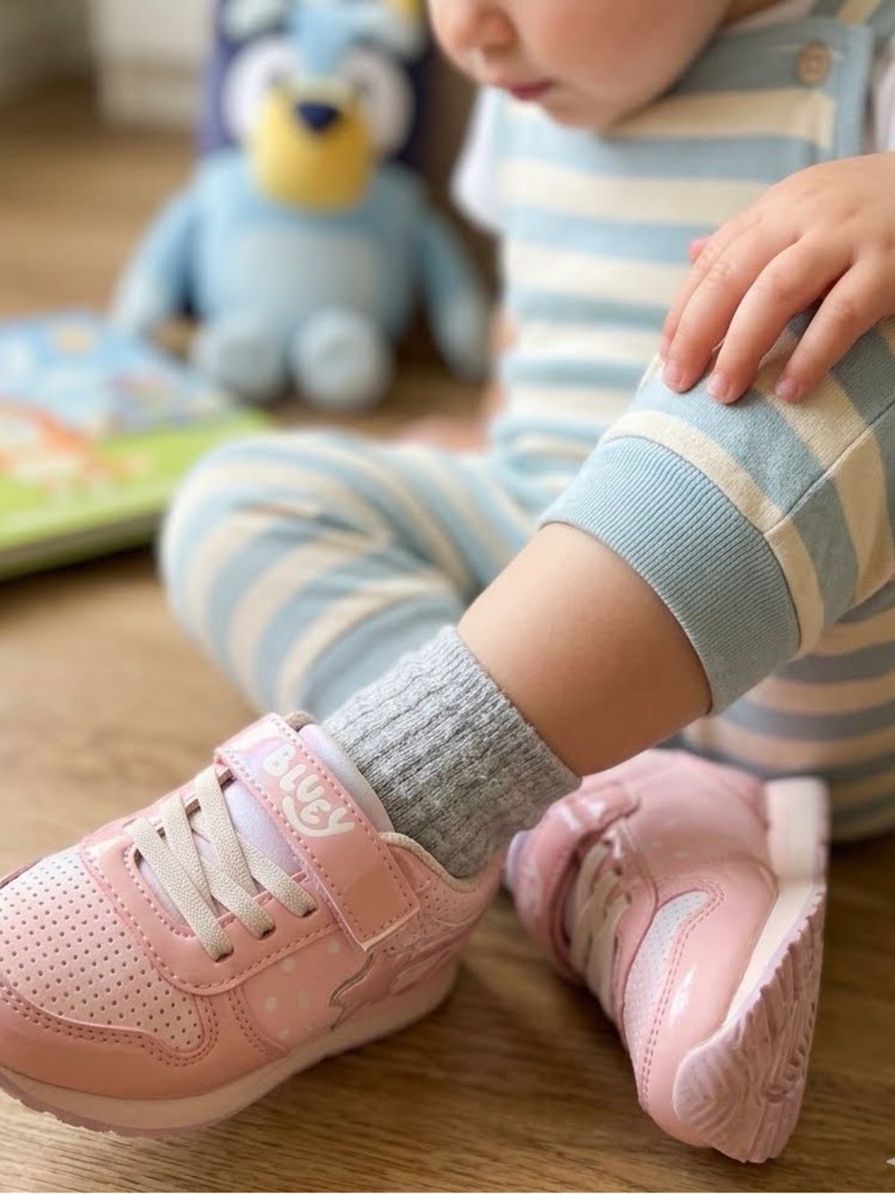 Kids Pink Sneakers